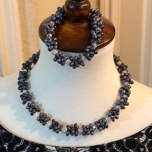 SET of necklace and Bracelet Pearls